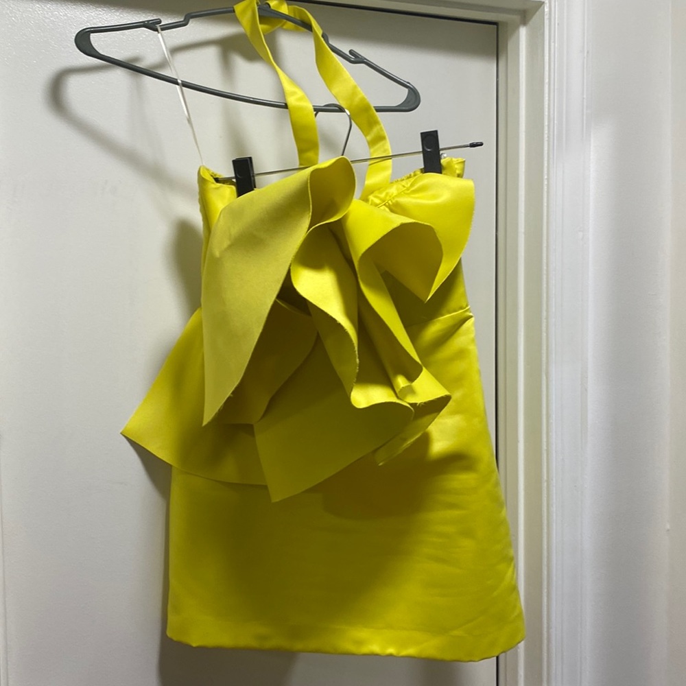 Neon yellow Zara Voluminous Mini Dress limited edition - M